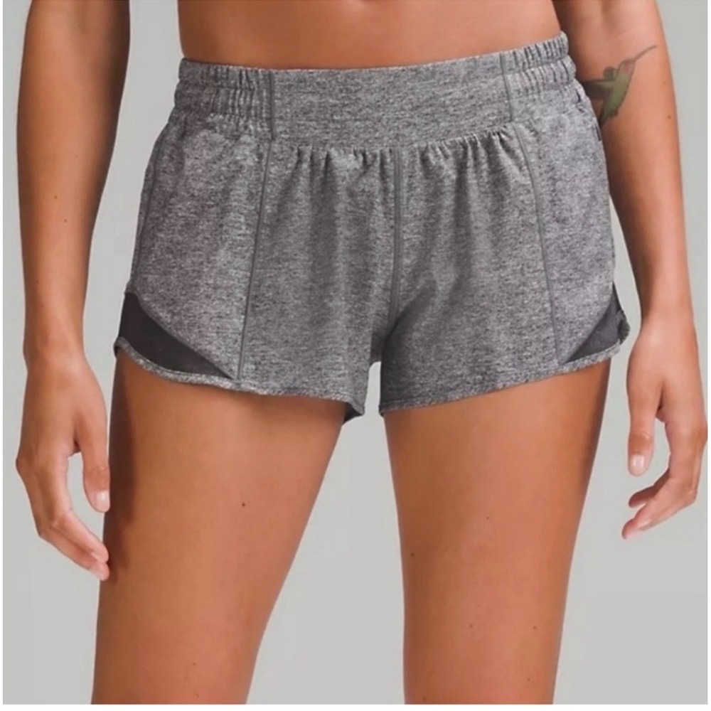 Lululemon Hotty Hot High-Rise Lined Short 2.5 Heathered Grey Size 4 W7ATIR